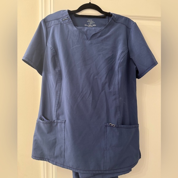 Cherokee infinity women’s scrubs size XL - Picture 1 of 4